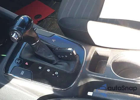 2017 Kia Forte S z USA, uszkodzony, nr VIN 3KPFL4A70HE063204